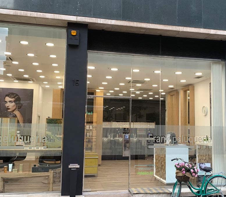 Peluquería Málaga Palacio en el centro de Málaga Calle Molina Lario